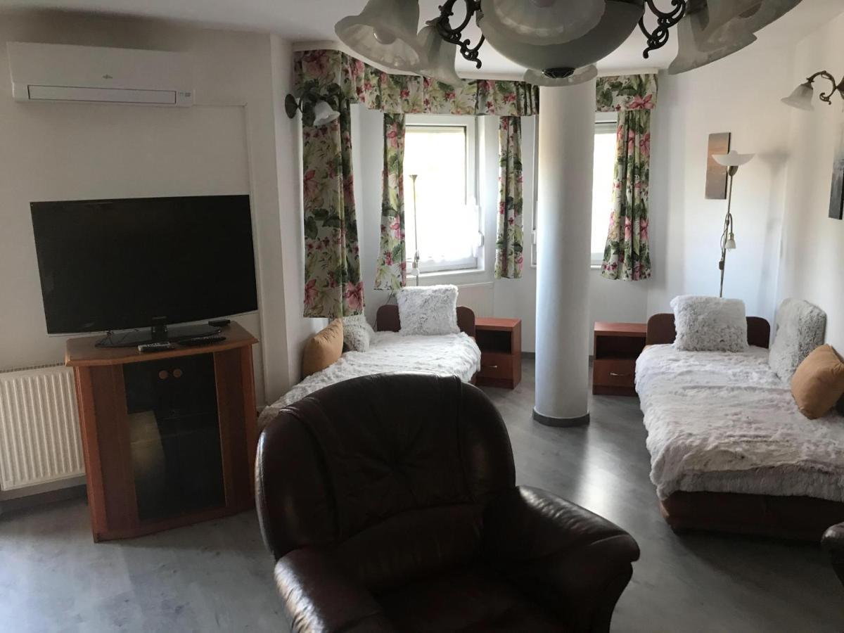 City Center Apartments Hévíz Dış mekan fotoğraf