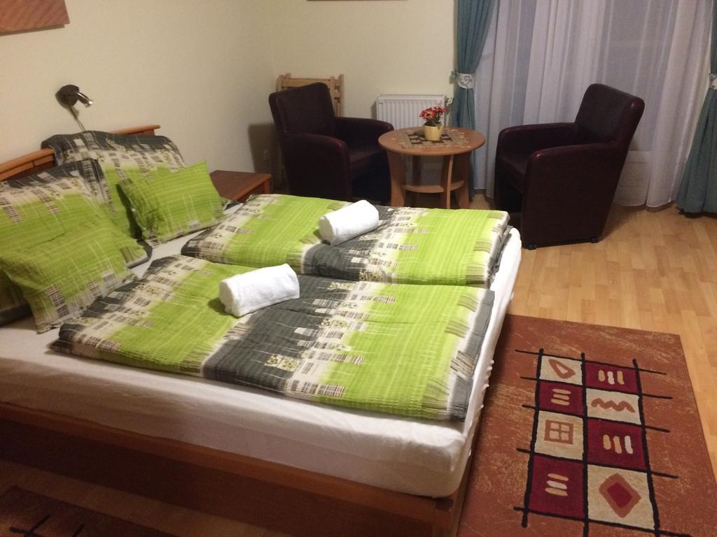City Center Apartments Hévíz Dış mekan fotoğraf