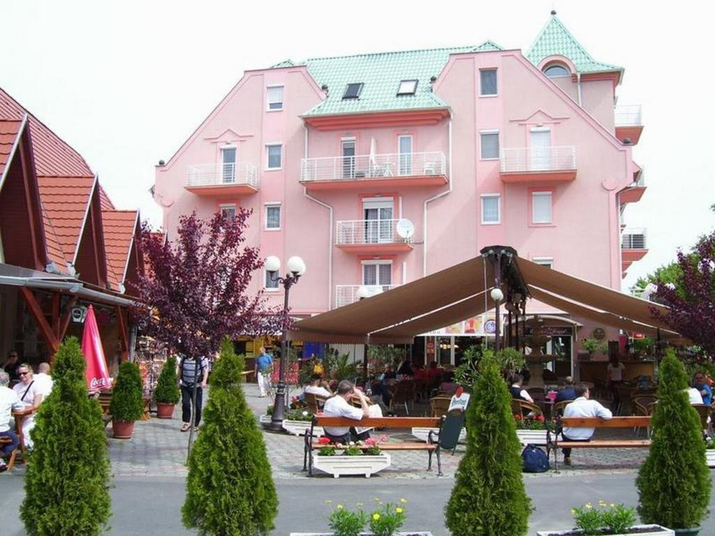 City Center Apartments Hévíz Dış mekan fotoğraf